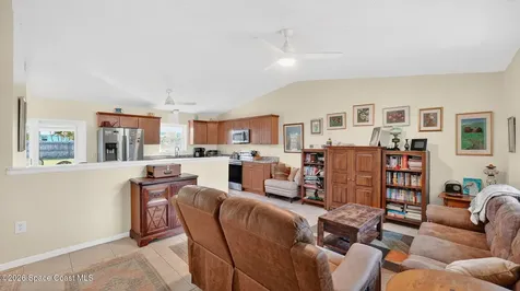 1051 Colonial Avenue SE Palm Bay FL 32909