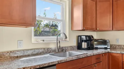 1051 Colonial Avenue SE Palm Bay FL 32909