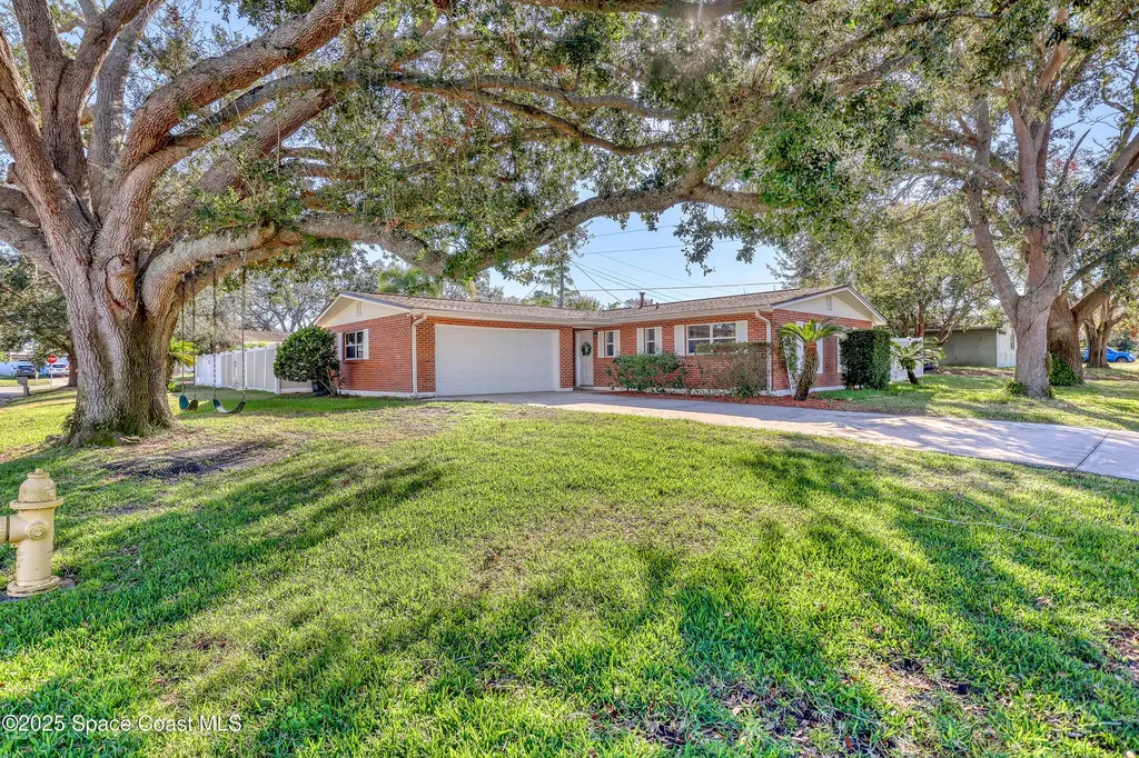 4305 Kent Avenue Titusville FL 32780