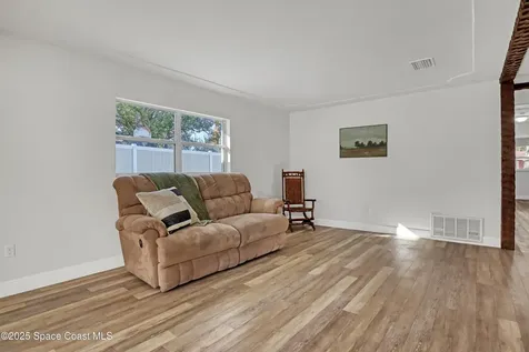 4305 Kent Avenue Titusville FL 32780