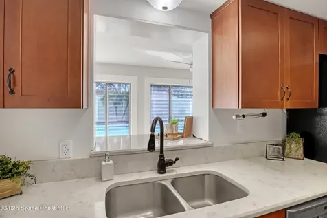 4305 Kent Avenue Titusville FL 32780