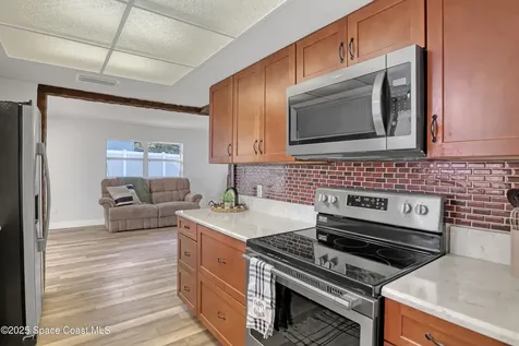 4305 Kent Avenue Titusville FL 32780