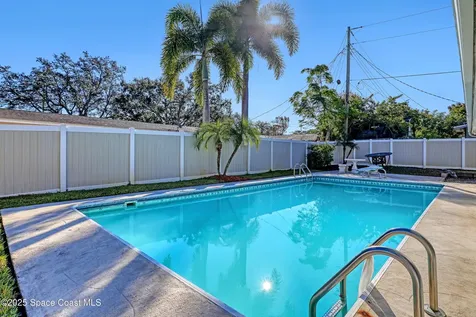 4305 Kent Avenue Titusville FL 32780