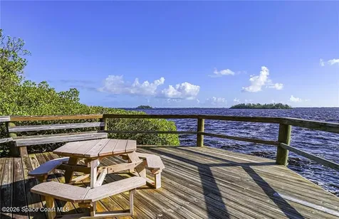 464 Grove Isle Circle Vero Beach FL 32962