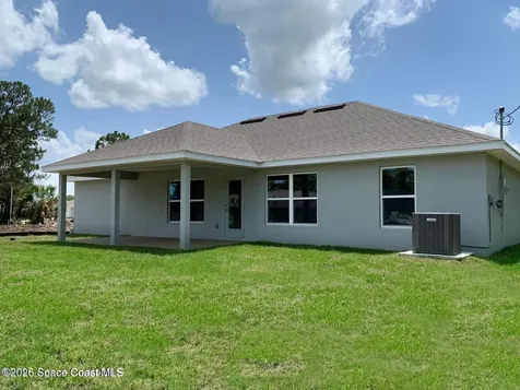 820 De Groodt Road SW Palm Bay FL 32908