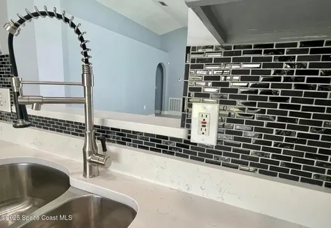2226 Redwood Circle NE Palm Bay FL 32905