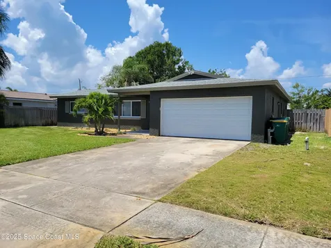 245 Harbour Drive E Indian Harbour Beach FL 32937