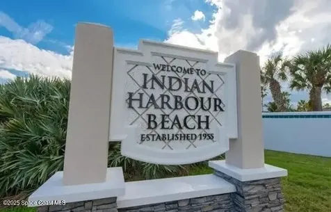 245 Harbour Drive E Indian Harbour Beach FL 32937