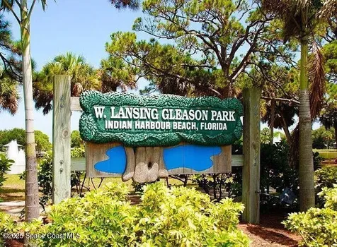245 Harbour Drive E Indian Harbour Beach FL 32937
