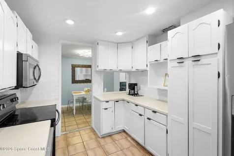 727 Clarke Avenue Melbourne FL 32935