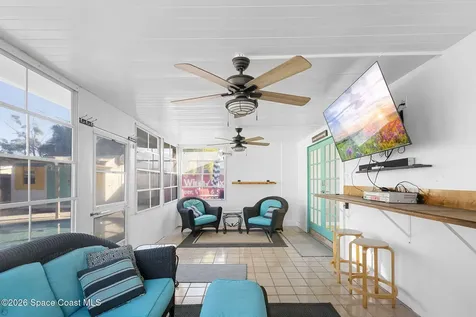727 Clarke Avenue Melbourne FL 32935