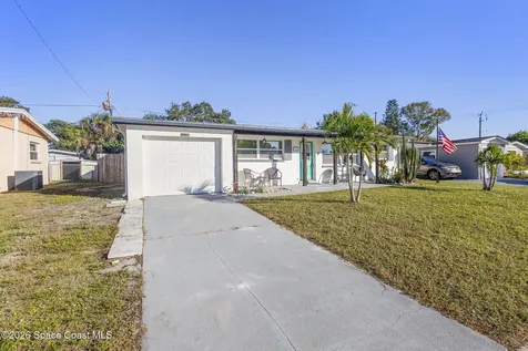 727 Clarke Avenue Melbourne FL 32935