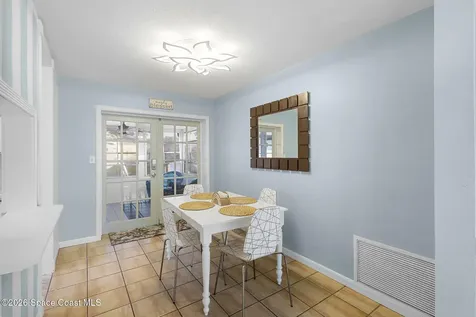 727 Clarke Avenue Melbourne FL 32935