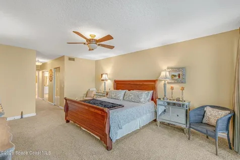 2095 Jimmy Buffett Mem Highway Indian Harbour Beach FL 32937