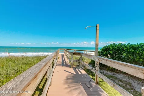 2095 Jimmy Buffett Mem Highway Indian Harbour Beach FL 32937