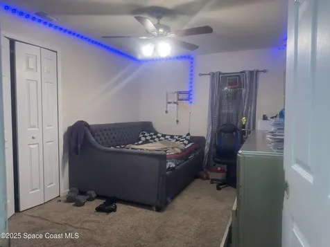561 Borraclough Avenue NW Palm Bay FL 32907