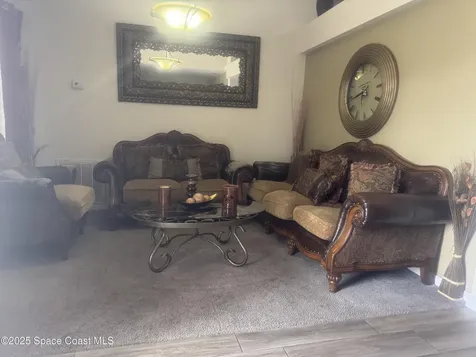 561 Borraclough Avenue NW Palm Bay FL 32907