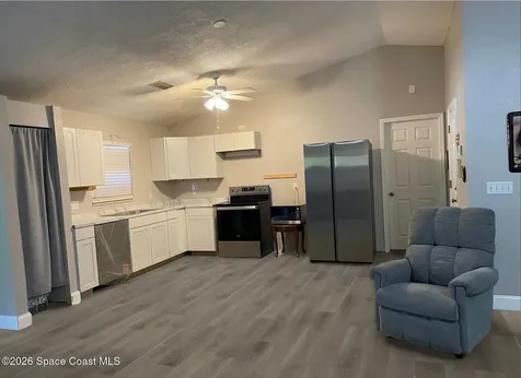 1067 Heath Avenue NW Palm Bay FL 32907