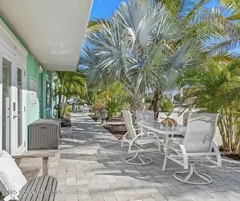 105 NE 3rd Street Satellite Beach FL 32937