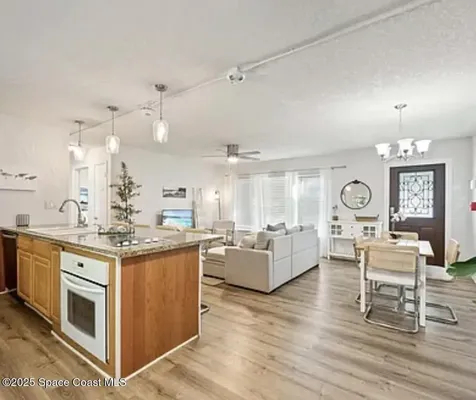 105 NE 3rd Street Satellite Beach FL 32937