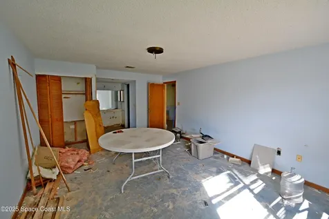 1374 Pakenham Street NW Palm Bay FL 32907