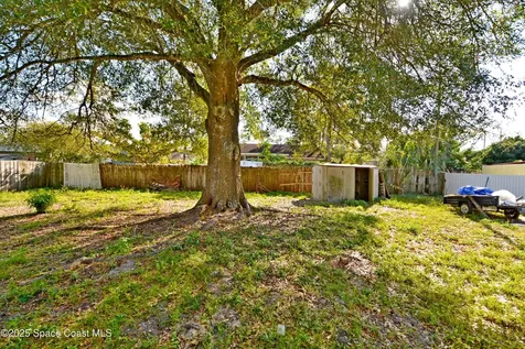 1374 Pakenham Street NW Palm Bay FL 32907