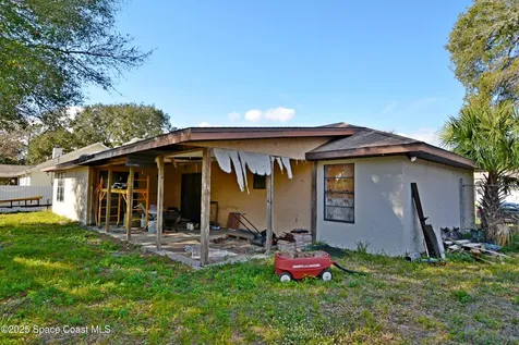 1374 Pakenham Street NW Palm Bay FL 32907