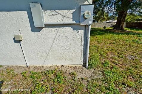 1374 Pakenham Street NW Palm Bay FL 32907