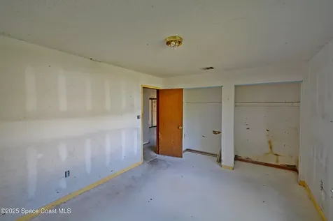 1374 Pakenham Street NW Palm Bay FL 32907