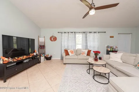 721 Taluga Avenue SE Palm Bay FL 32909