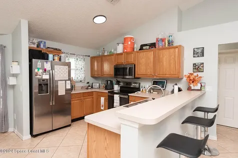 721 Taluga Avenue SE Palm Bay FL 32909