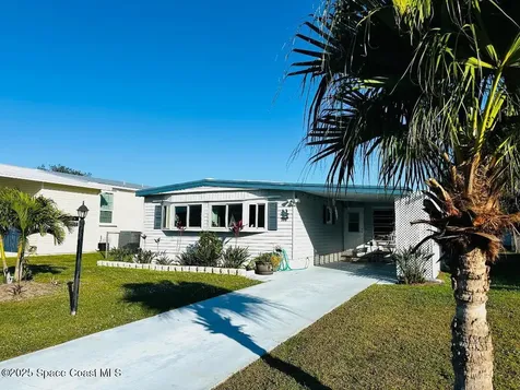 708 Lark Drive Barefoot Bay FL 32976