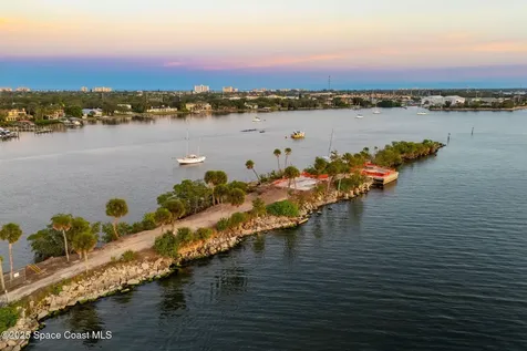 11680 Dragon Point Drive Merritt Island FL 32952