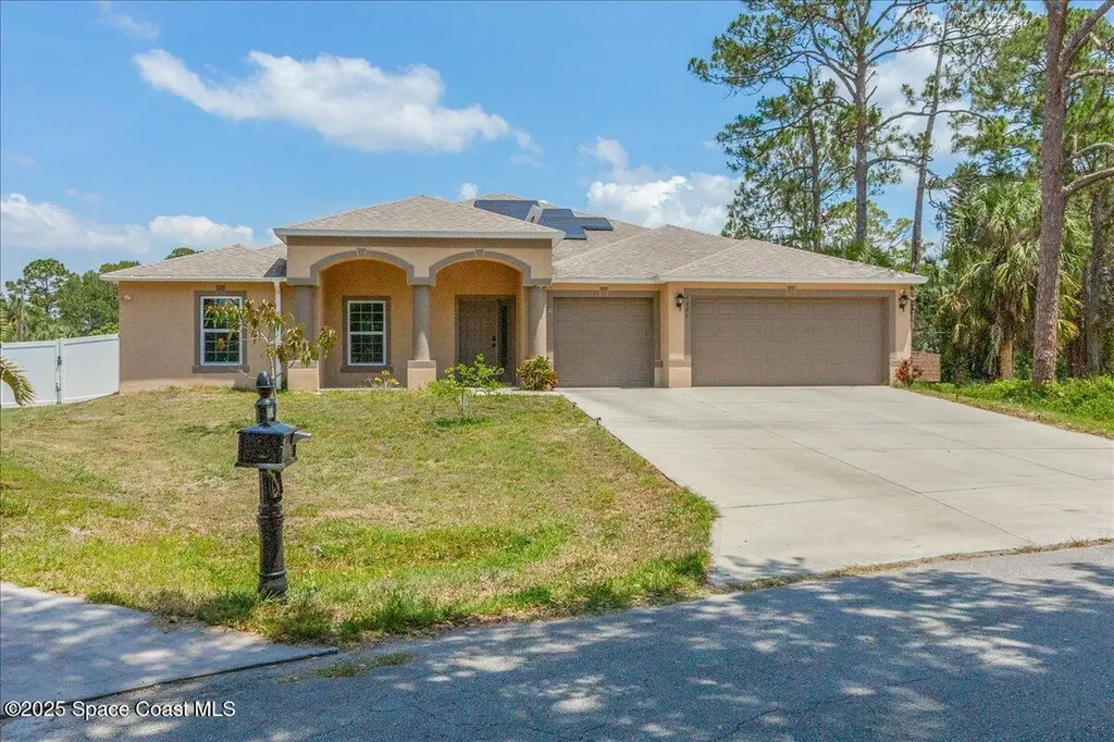 1397 Danbury Street SW Palm Bay FL 32908