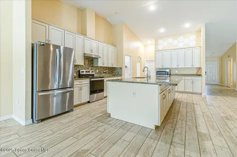 1397 Danbury Street SW Palm Bay FL 32908