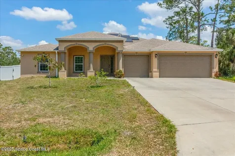 1397 Danbury Street SW Palm Bay FL 32908