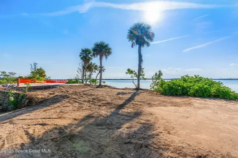 11680 Dragon Point Drive Merritt Island FL 32952
