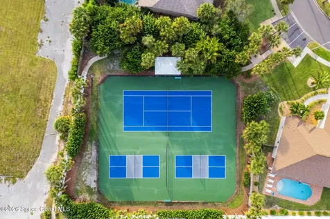 335 Nautica Court Indian Harbour Beach FL 32937
