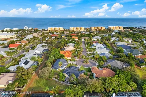 335 Nautica Court Indian Harbour Beach FL 32937