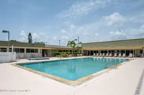 40 Vis Gdns Trail Vero Beach FL 32962