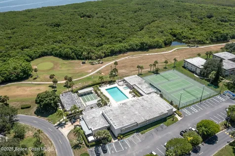 40 Vis Gdns Trail Vero Beach FL 32962