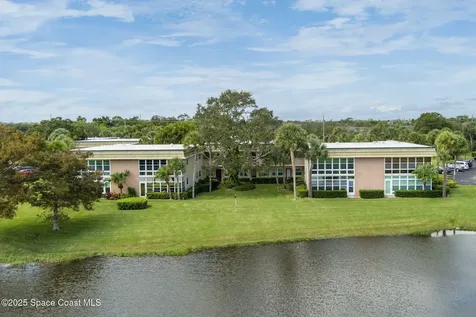 40 Vis Gdns Trail Vero Beach FL 32962