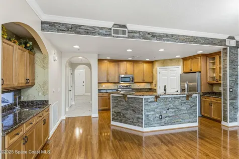 1437 Pineapple Avenue Melbourne FL 32935