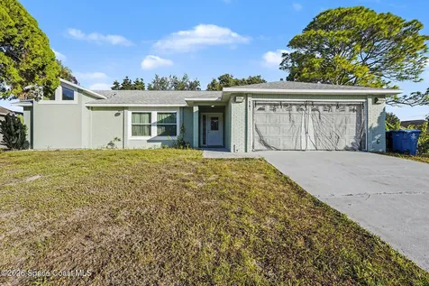 561 Carol Drive NE Palm Bay FL 32907