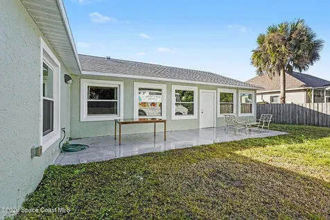 561 Carol Drive NE Palm Bay FL 32907