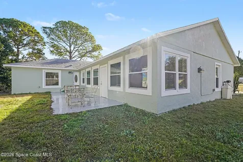 561 Carol Drive NE Palm Bay FL 32907
