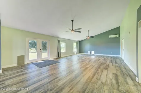 5321 Banana Avenue Cocoa FL 32926