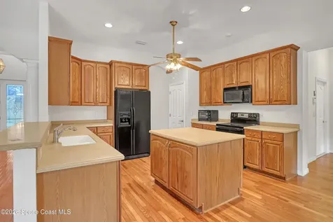 7080 Briar Oak Drive Merritt Island FL 32953