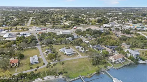 2612 Riverview Drive Melbourne FL 32901