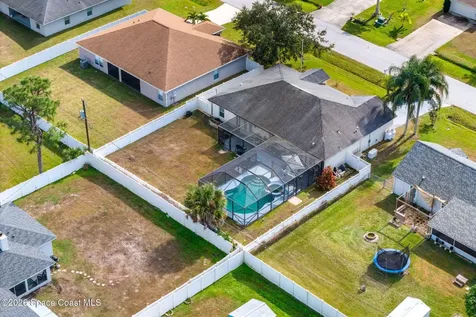 1543 Heartwellville Street NW Palm Bay FL 32907